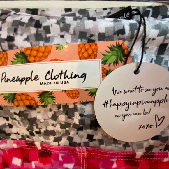 Pineapple Clothing NWOT Glam Doll Lucy Pink & Silver Glitter size Small - Picture 3 of 6